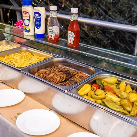 אתר נופש Marti לימנאס