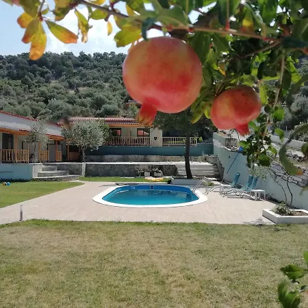 אתר נופש Marti 3*