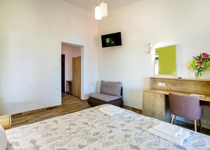 Marti סקאלה סוטירוס